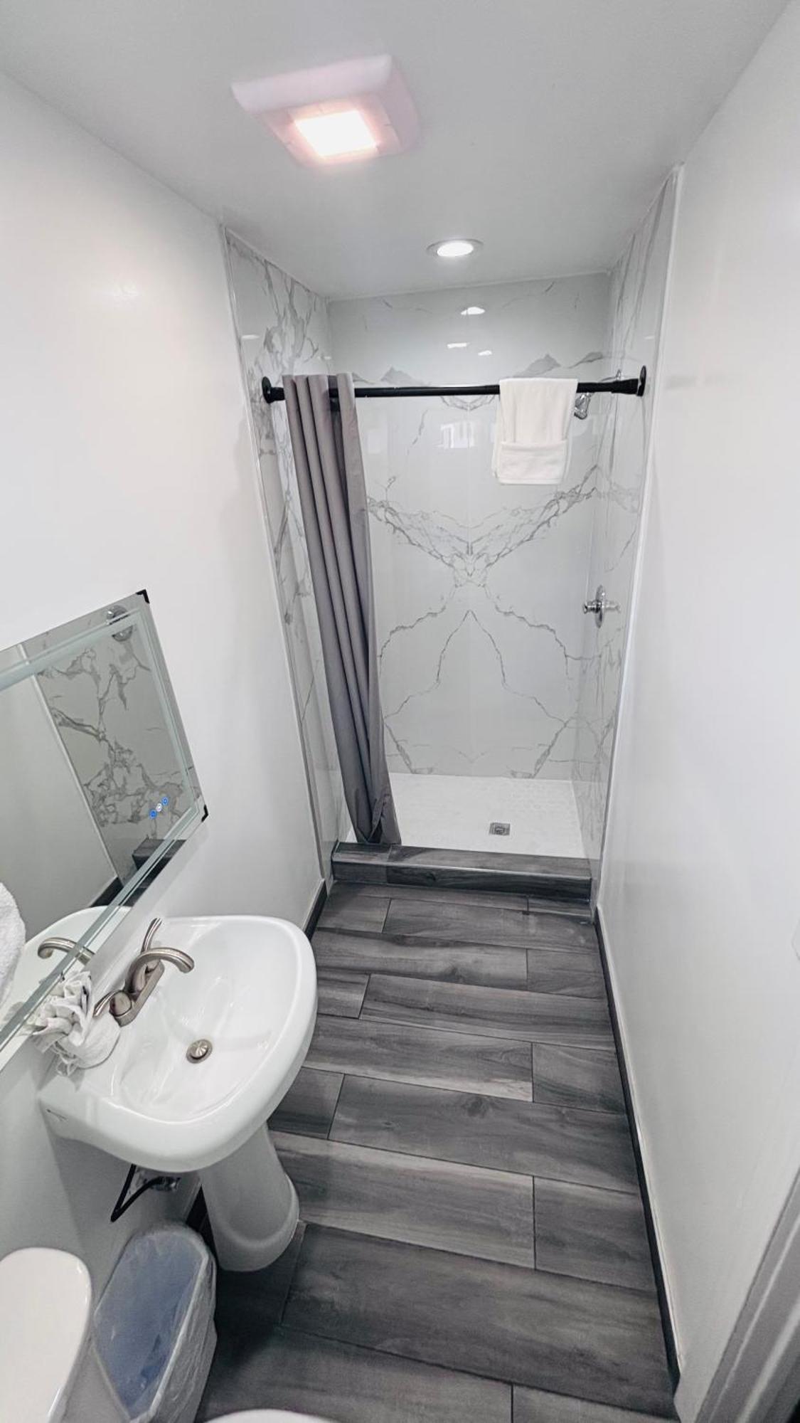 البوابة الجنوبية Vogue Motel المظهر الخارجي الصورة
